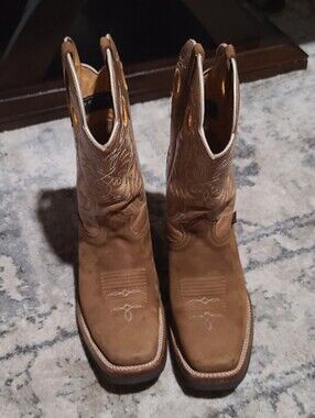 Men's Tan Western Cowboy Boots with Embroidered Shaft